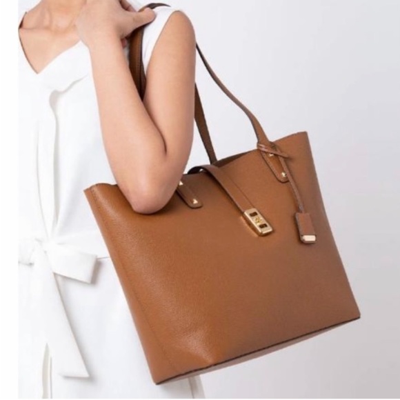 Michael Kors Handbags - Michael  Kors Karson Large Carryall Tote Luggage Leather NWT